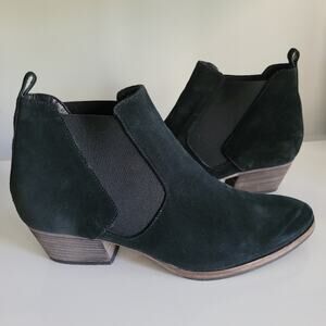 Aquatalia Black Suede Chelsea Ankle Boots with Stacked Chunky Low Heel, Size 8½